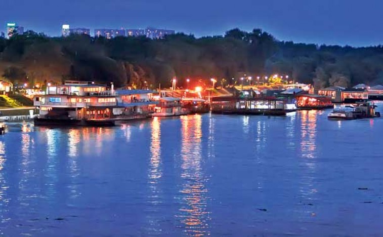Belgrade River Float Clubs